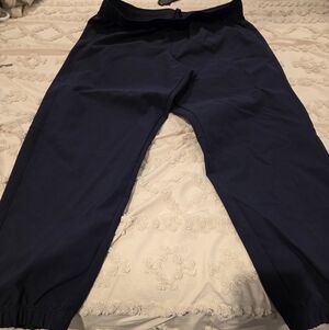 UNDER ARMOR DRAWSTRING PANTS.NWOT.